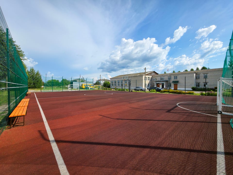 Устройство спортивной площадки в деревне Б.Терсень